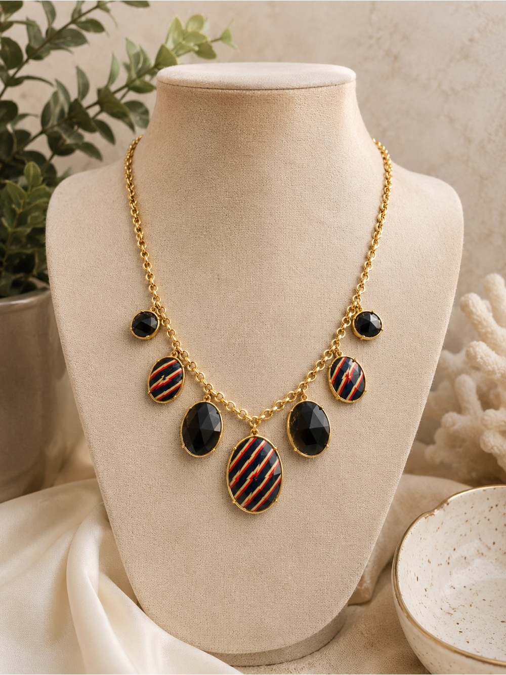 NWT TALBOTS INDIGO  NAVY BLUE, WHITE, RED STRIPED AND FACETED  NECKLACE